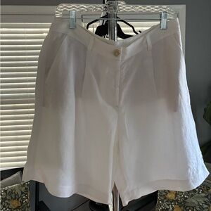 LOFT Women's Cream linen Shorts